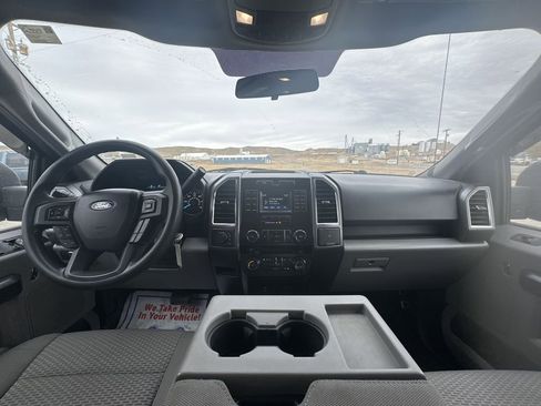 Used 2016 Ford F150 XLT image 16