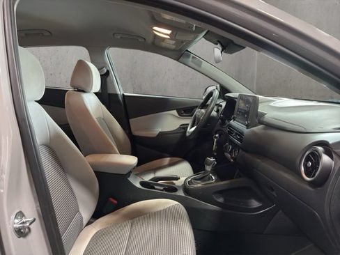 Used 2022 Hyundai Kona SE AWD/4WD image 19