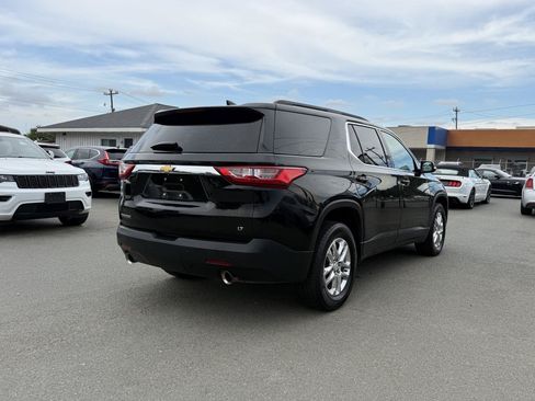 Used 2020 Chevrolet Traverse LT FWD image 6