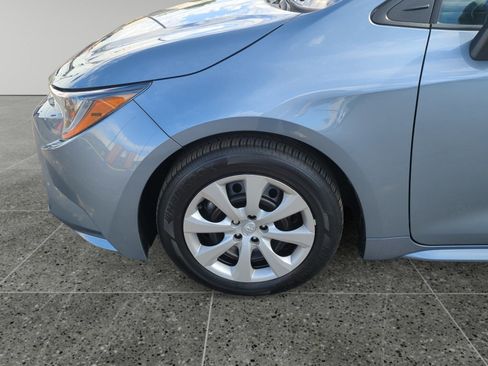 Used 2025 Toyota Corolla LE image 16