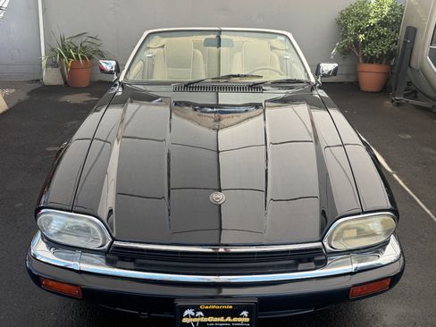 Used 1996 Jaguar XJS 4.0 Convertible RWD image 7