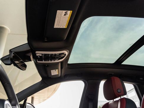 New 2025 Porsche Macan image 71