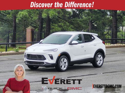 Used 2026 Buick Encore GX Preferred w/ Comfort Package FWD image 1