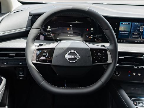 New 2026 Nissan Murano SV AWD/4WD image 12