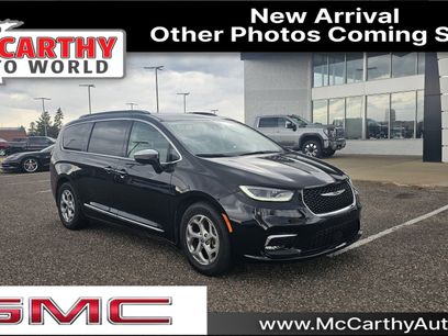 Used 2023 Chrysler Pacifica Limited
