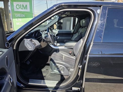 Used 2014 Land Rover Range Rover Sport HSE image 10
