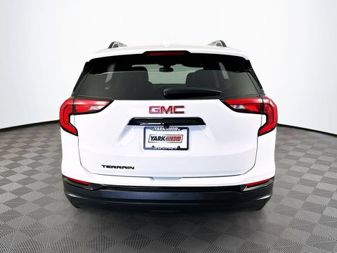 Used 2020 GMC Terrain SLT w/ Preferred Package FWD image 11