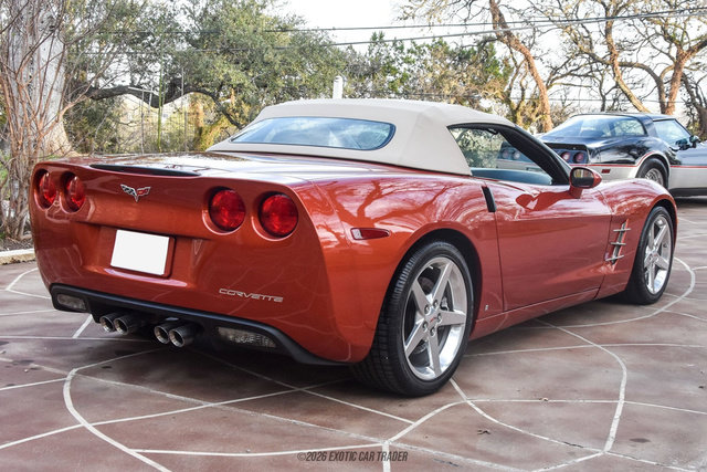 Used 2006 Chevrolet Corvette Convertible w/ Preferred Equipment Group RWD image 19