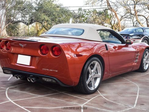 Used 2006 Chevrolet Corvette Convertible w/ Preferred Equipment Group RWD image 19