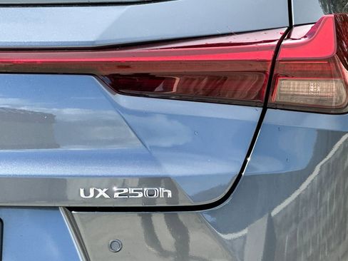 Certified 2024 Lexus UX 250h FWD image 13