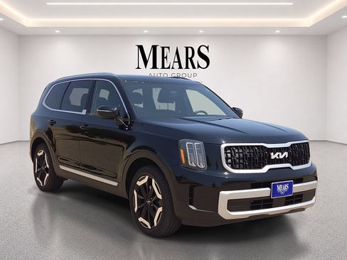 Used 2023 Kia Telluride EX w/ EX Captain's Chair Package FWD image 7