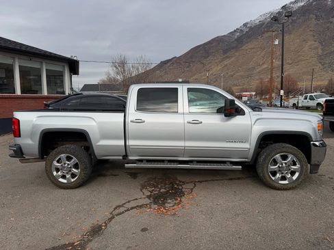 Used 2017 GMC Sierra 2500 SLE image 40