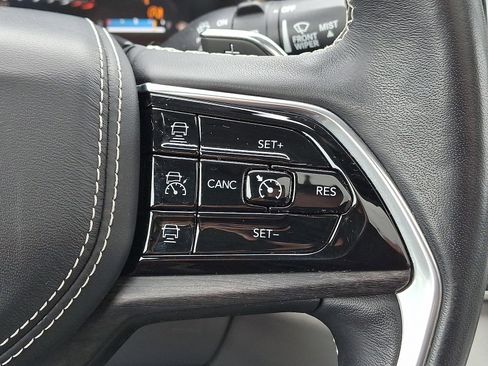 Used 2022 Jeep Grand Cherokee L Overland image 23