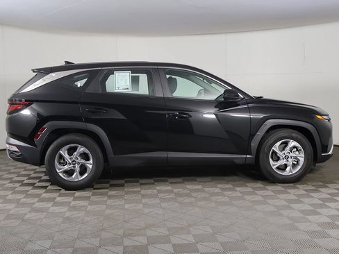 Used 2023 Hyundai Tucson SE FWD image 17