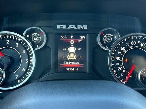 Used 2022 RAM 1500 Big Horn image 24