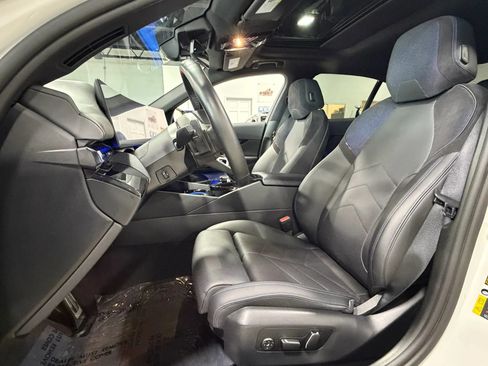 Used 2024 BMW i5 M60 w/ Premium Package AWD/4WD image 8