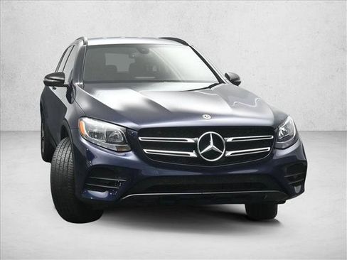 Certified 2019 Mercedes-Benz GLC 300 4MATIC image 3