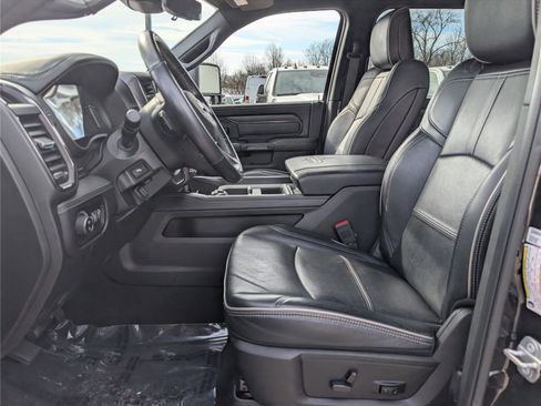 Used 2023 RAM 2500 Limited image 19