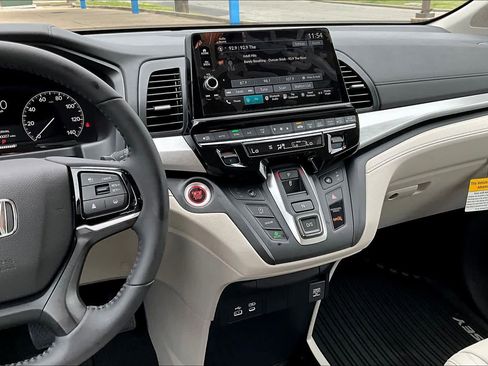 New 2026 Honda Odyssey EX-L image 6
