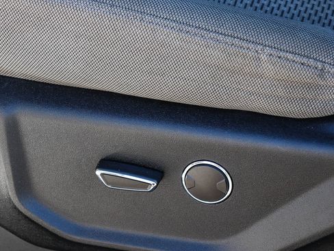 Used 2019 Ford F250 XLT w/ XLT Value Package AWD/4WD image 27