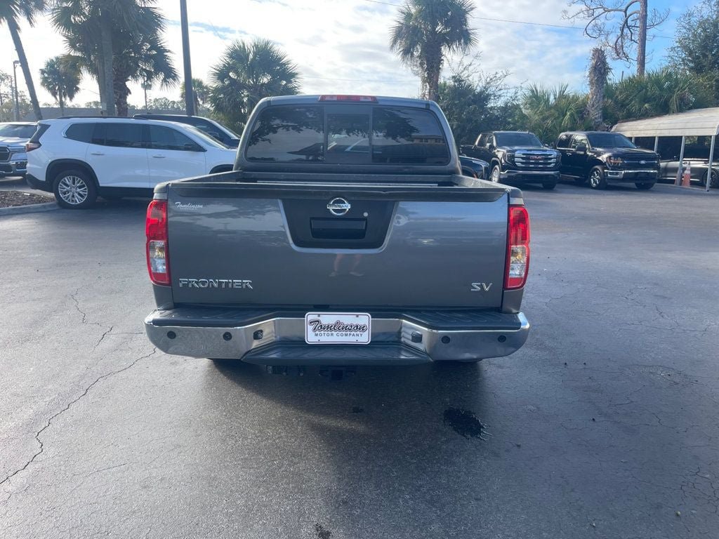 Used 2018 Nissan Frontier SV w/ Value Truck Package RWD image 4