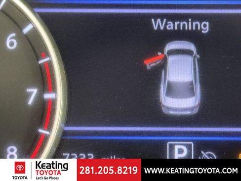 Used 2025 Nissan Sentra SV image 25