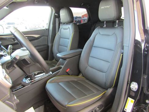 Used 2025 Chevrolet TrailBlazer ACTIV w/ Convenience Package AWD/4WD image 21