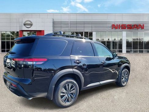 New 2026 Nissan Pathfinder SV image 2