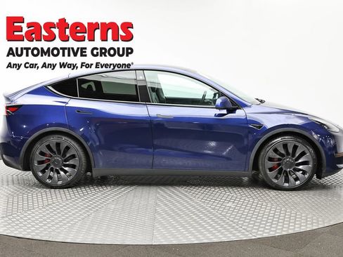 Used 2021 Tesla Model Y Performance image 4