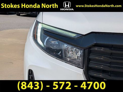 Certified 2021 Honda Ridgeline Black Edition image 13