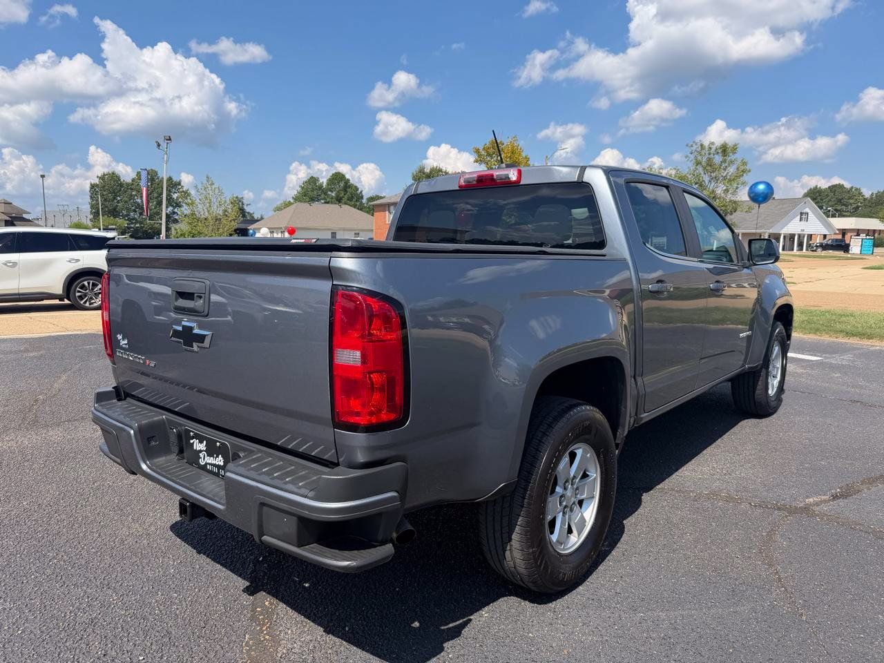 Used 2020 Chevrolet Colorado W/T w/ WT Convenience Package RWD image 4