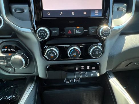 New 2026 RAM 1500 Express AWD/4WD image 24
