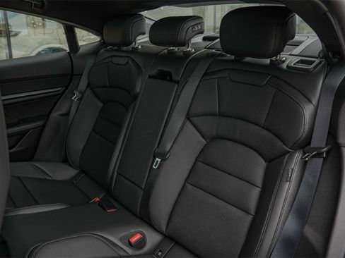 New 2025 Porsche Taycan 4S image 25