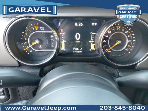 Used 2021 Jeep Gladiator Sport AWD/4WD image 7