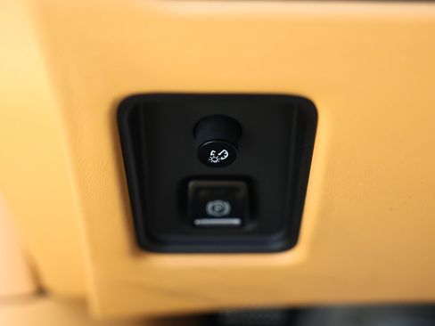 Used 2020 Chevrolet Corvette Stingray Premium Cpe w/ 3LT Preferred Equipment Group RWD image 48