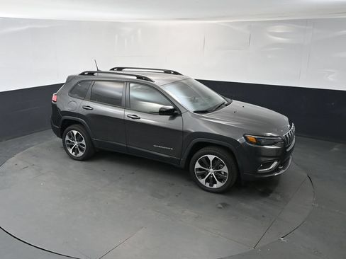 Used 2022 Jeep Cherokee Limited w/ Elite Package AWD/4WD image 33