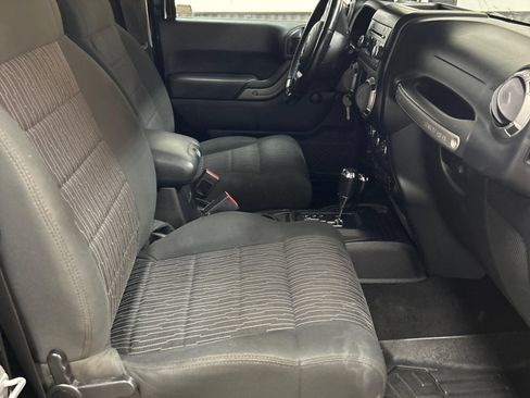 Used 2012 Jeep Wrangler Sport AWD/4WD image 11