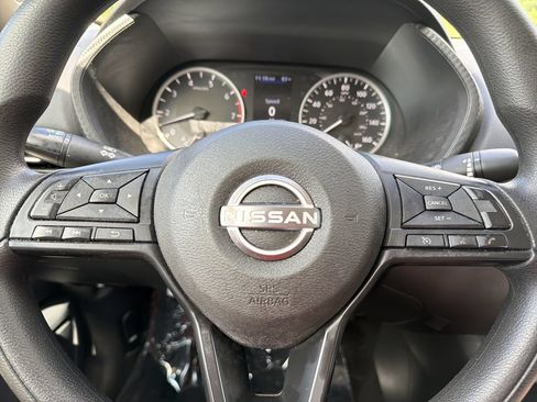 Used 2024 Nissan Sentra S FWD image 9