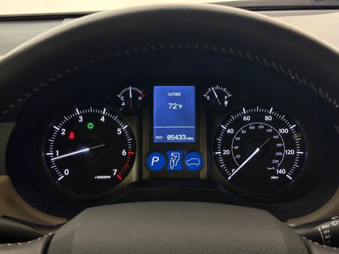 Used 2016 Lexus GX 460 w/ Comfort Package AWD/4WD image 19