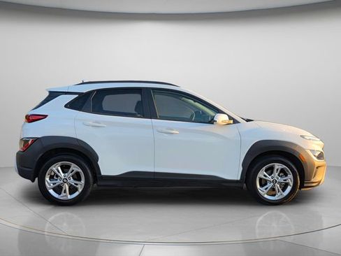 Used 2023 Hyundai Kona SEL w/ Convenience Package FWD image 7