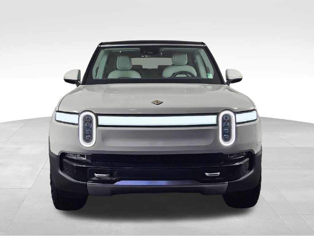 Used 2024 Rivian R1S Adventure Dual AWD/4WD image 2