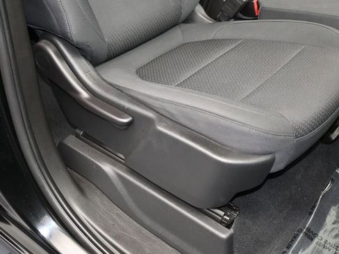 Used 2020 Chevrolet Silverado 1500 Custom w/ Custom Value Package image 37