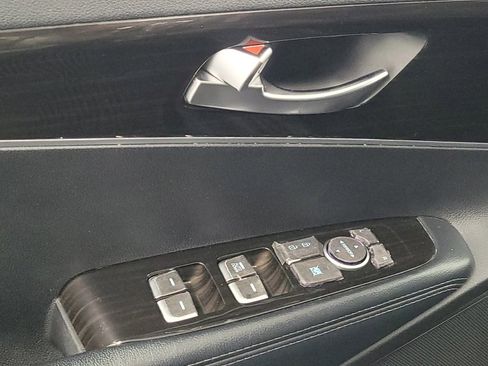 Used 2019 Kia Sorento FWD V6 image 27
