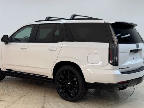 New 2025 Cadillac Escalade Sport Platinum w/ LPO, ONYX Package image 3
