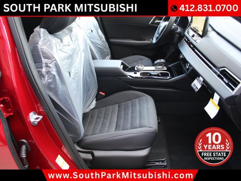 New 2026 Mitsubishi Outlander AWD image 14