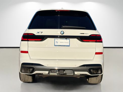 New 2026 BMW X7 xDrive40i w/ M Sport Package image 4