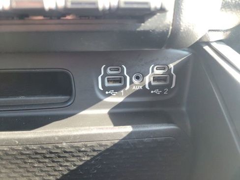 Used 2020 RAM 1500 Big Horn AWD/4WD image 29