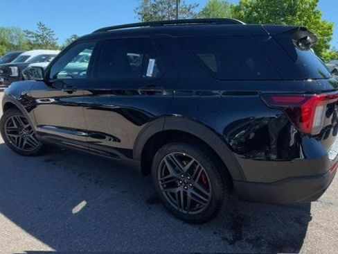 New 2026 Ford Explorer ST AWD/4WD image 4