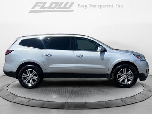 Used 2017 Chevrolet Traverse LT AWD/4WD image 10