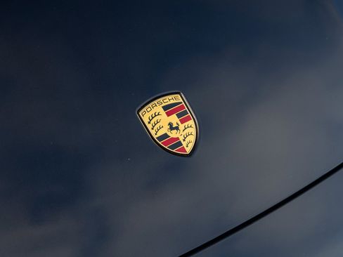 Certified 2022 Porsche Taycan 4 Cross Turismo image 15